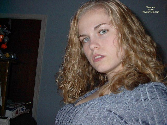 Pic #1Posing For Me