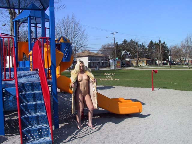 Pic #1Nip In Hamilton Pt1