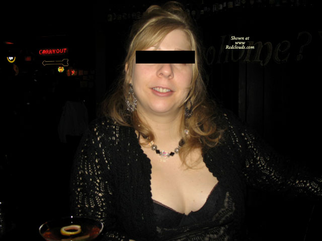 Pic #1Cosmopolitan Wife