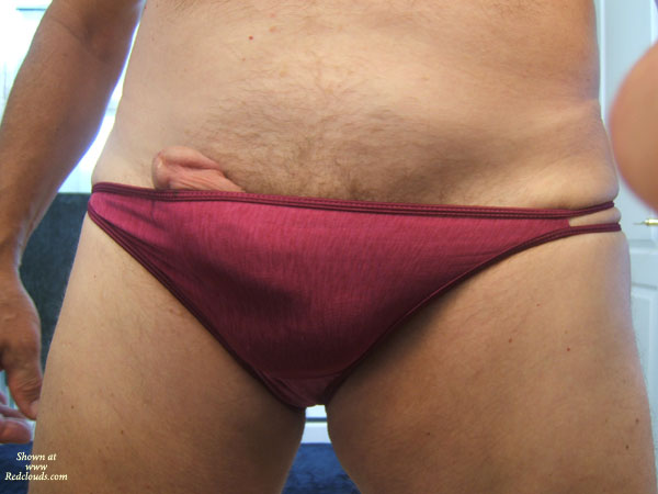 Pic #1M* A Cock For Sucking