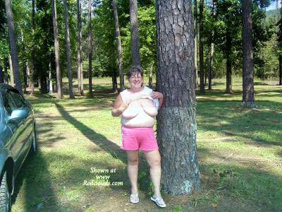 Pic #1Bbw At The Lake