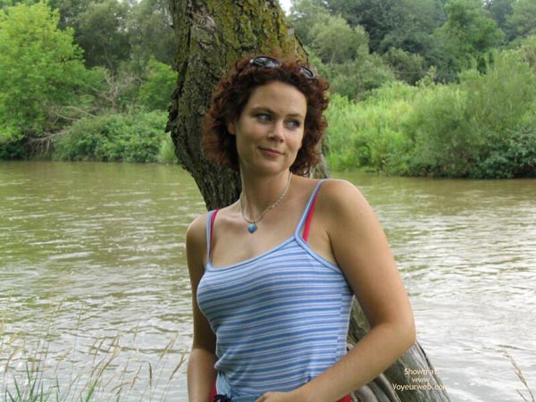 Pic #1Suzanne Has To Go Pee