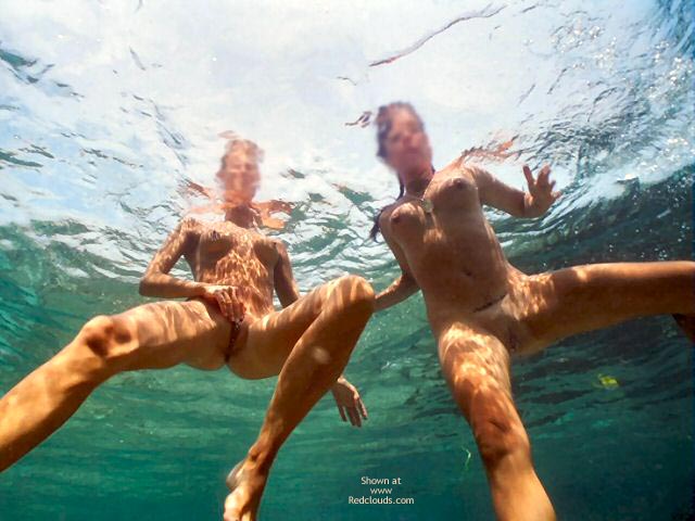 Pic #1*Gg In Water