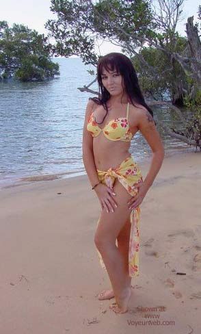Pic #1Miss Kitty's Island Visit