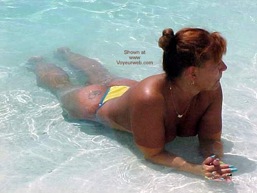 Pic #1Pandora Bares Her T &amp; A in Mexico