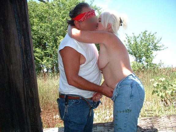 Pic #1Tammy Enjoying Friend 2