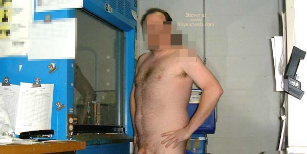 Pic #1M* FleshFlash Underdressed For Work