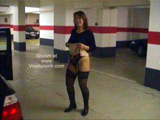 Pic #1Petra in Strapsen im Parkaus in Stuttgart, DE - Teil 2