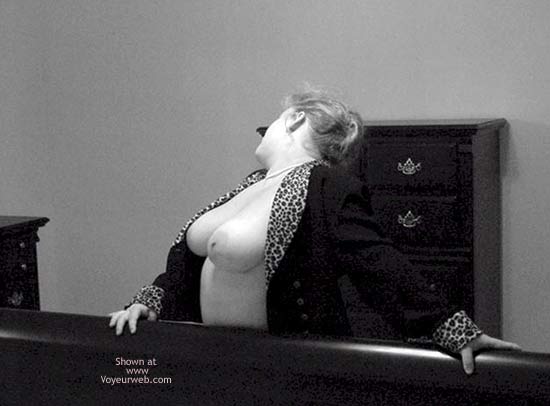 Pic #1Wife in B&amp;W