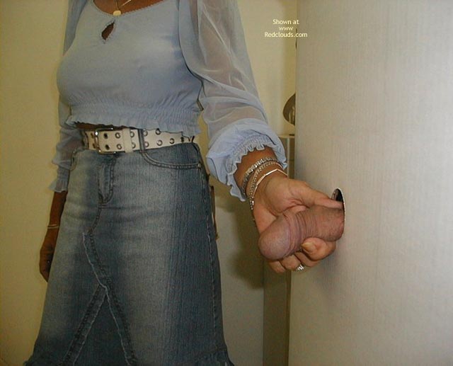 Pic #1Monique In Glory Hole Fun