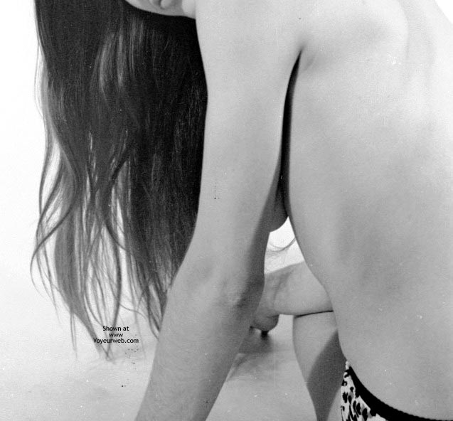 Pic #1Pam 69 The Topless Session