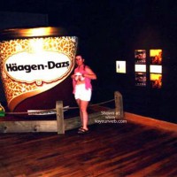 Pic #1 Sexy Vixen Famous SC Places