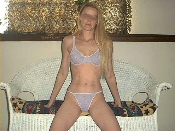 Pic #1Wicker Loveseat