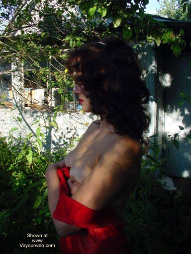 Pic #1 Polish Hosewife