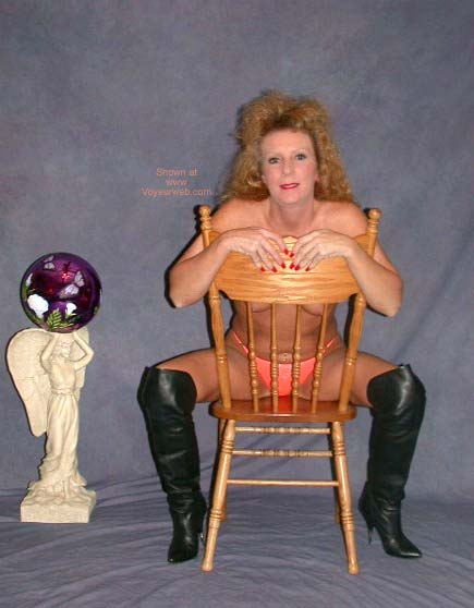 Pic #1Puss N Boots Showing Off