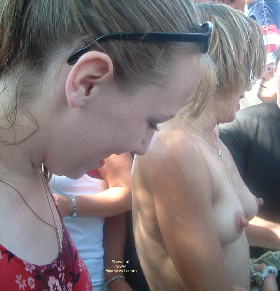 Pic #1Naked Hot Tubbin In Public