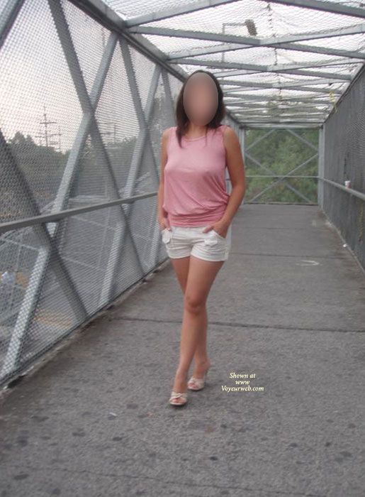 Pic #1 Daniela &quot;Iniciando Con Contri Light&quot;