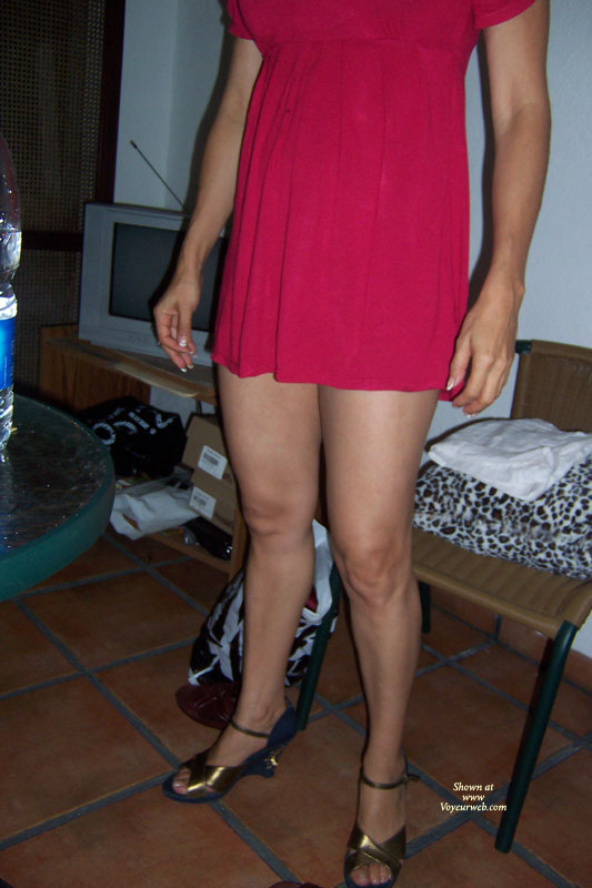 Pic #1 LE Flaquita 3 Lista Para Concurso De Piernas