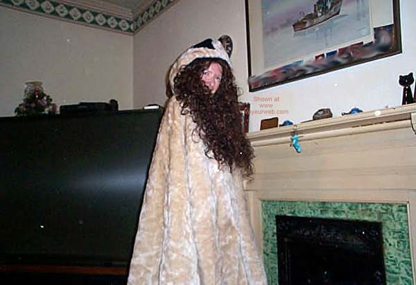 Pic #1Georgia Girl in Cape