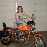 Luv2bnude and The Harley