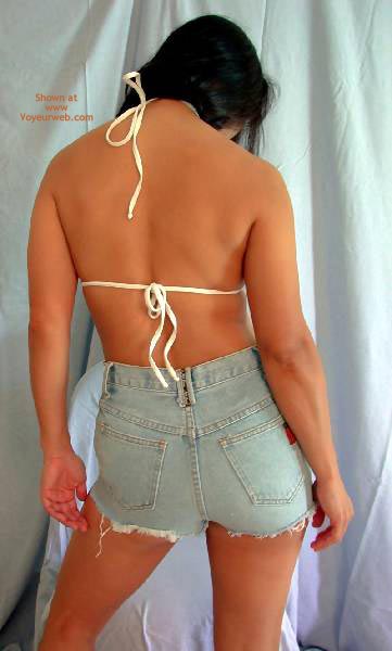 Pic #1Asian Cutie In Daisy Dukes