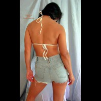 Pic #1 Asian Cutie In Daisy Dukes