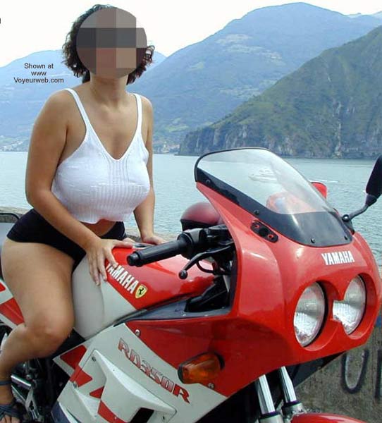 Pic #1Tiziana in Moto