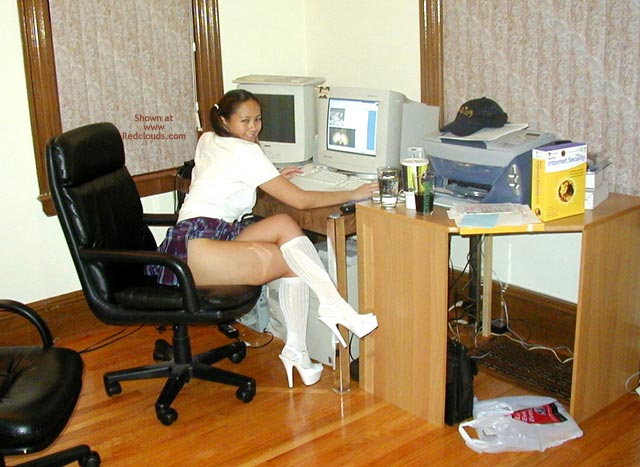 Pic #1Njasian School Girl