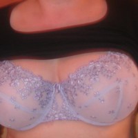 Pic #1Wifeyuk