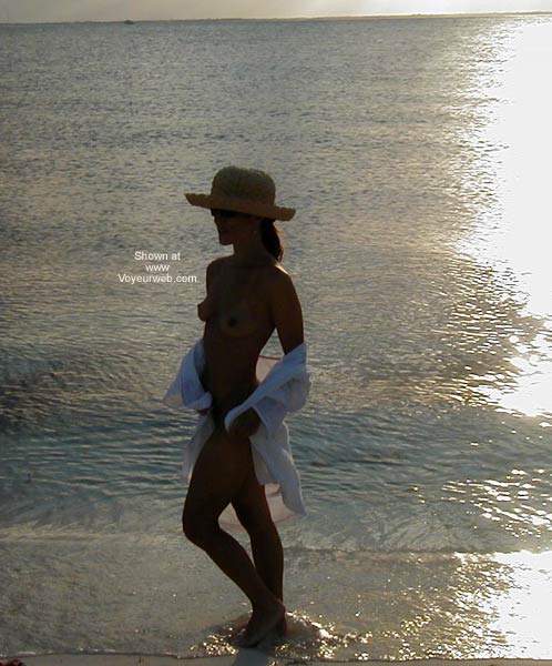 Pic #1Amorita On The Beach