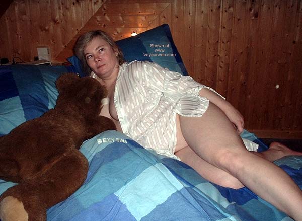 Pic #1Sexy Tina and The Big Bear 1