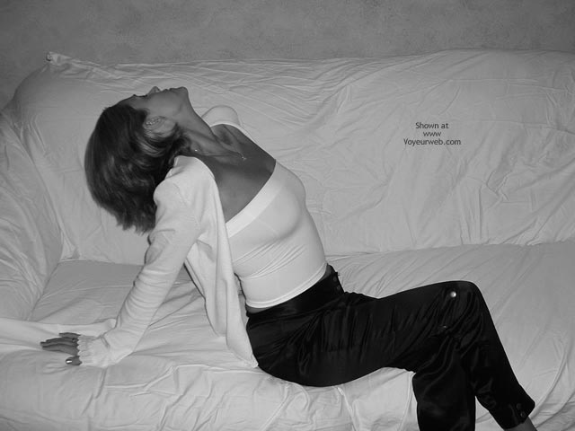 Pic #1Jgirl In Black And White 1