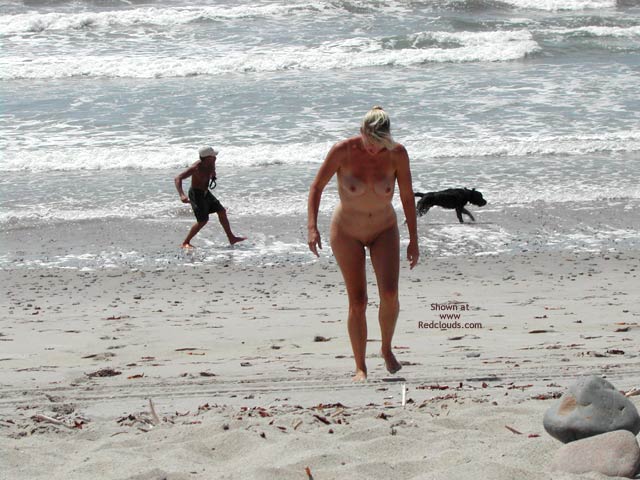 Pic #1Nude Beach Sex