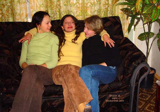 Pic #1*GG Mandlen - Ilona - Margo