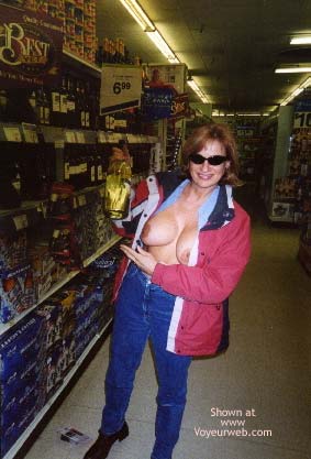 Pic #1Discount Store Shopping Fun