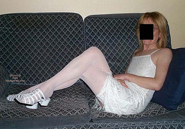 Pic #1UK Petite 40 yo - Innocent White 5