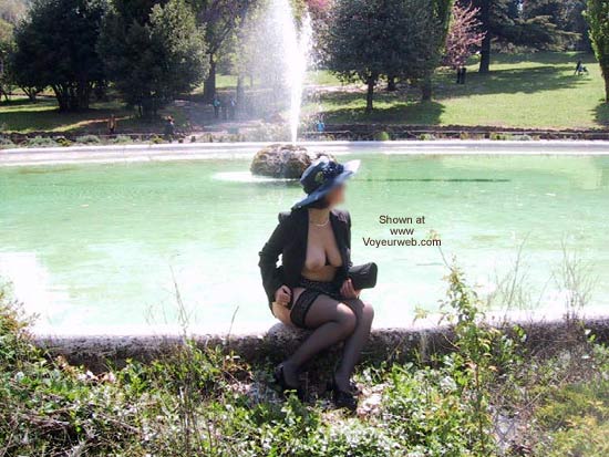 Pic #1Lady Italia - Spring Feast