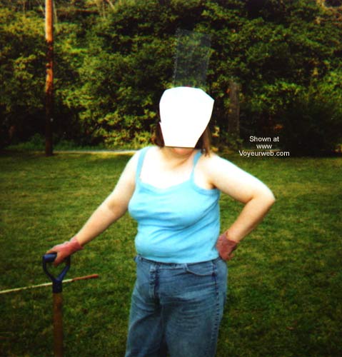 Pic #1 Yard Helper Needed