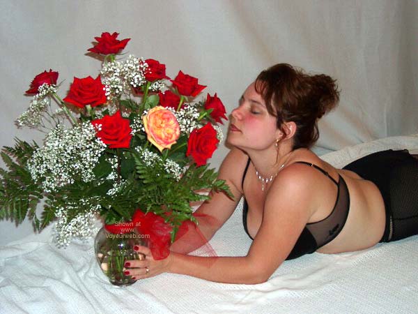 Pic #1Elle Special Delivery