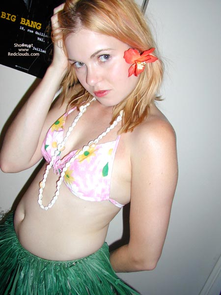 Pic #1Cynthia K Halloween Hula Girl