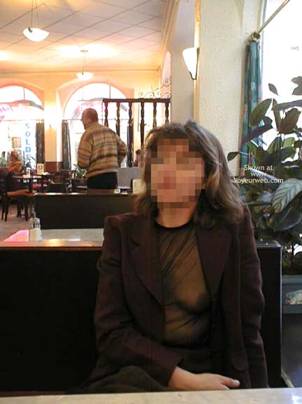 Pic #1*TP Xeliane au Restaurent