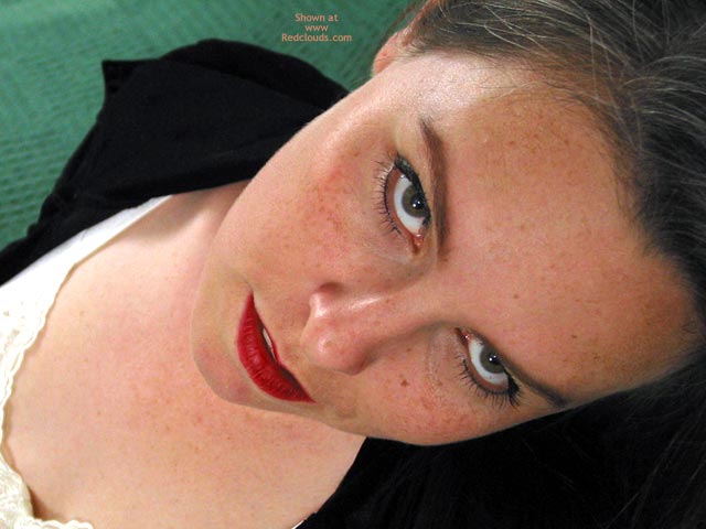 Pic #1Bbw Vicki Masturbates