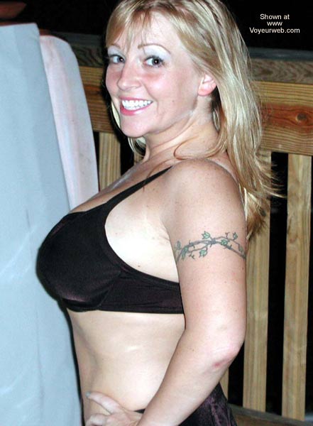 Pic #1 Hot Pics of Wife in Jacuzzi