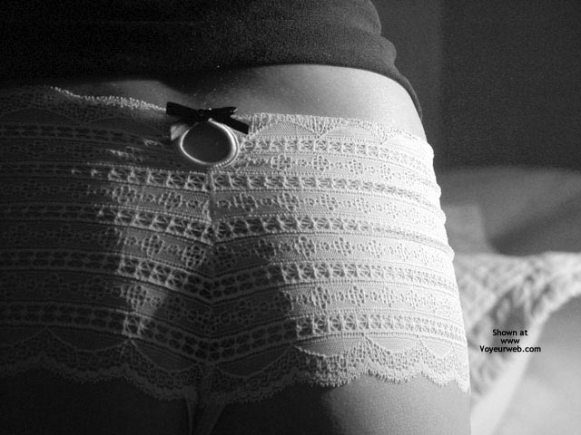 Pic #1Latin Couple In B And W