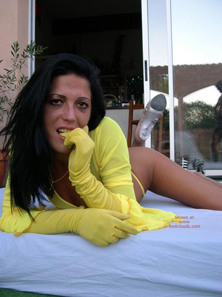 Pic #1Natacha And Hubby Outdoor