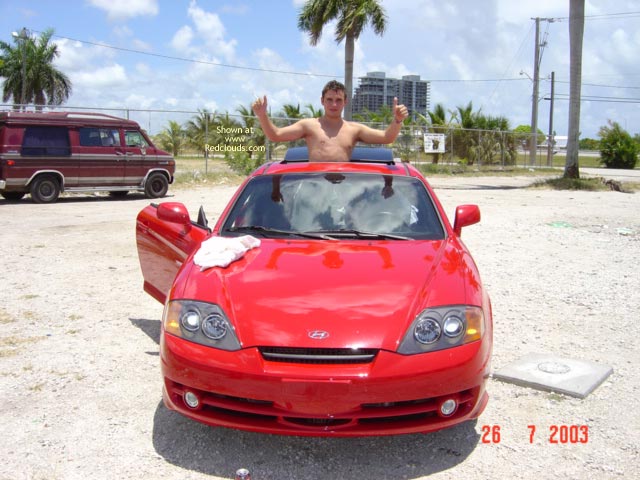 Pic #1M* Marcelo  Outdoors