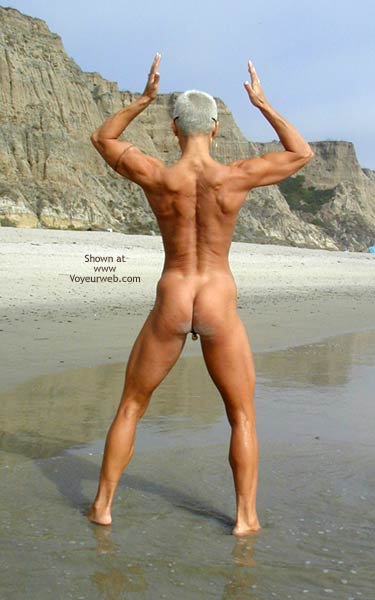 Pic #1The Little Woman