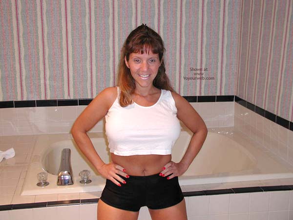 Pic #1*PA Hotwife Heather's Wet T-Shirt Contest