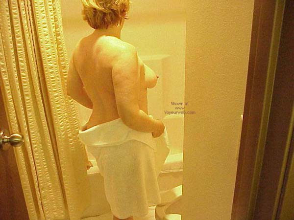 Pic #1An Older Gal Comes Clean