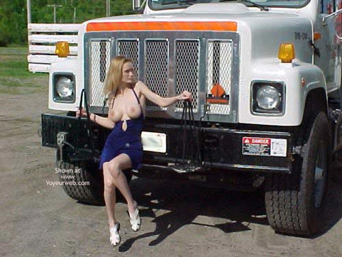 Pic #1I Love Getting Naked Outside